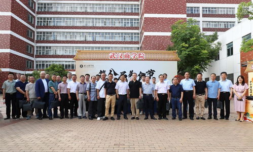 魔芋熱干面在高校美食節(jié)越來越火爆,畢業(yè)校友現(xiàn)場達(dá)成合作意愿