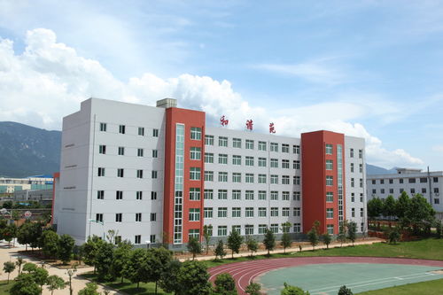 中專學(xué)校的一顆璀璨之星 九江理工中專學(xué)校與武漢航海學(xué)院